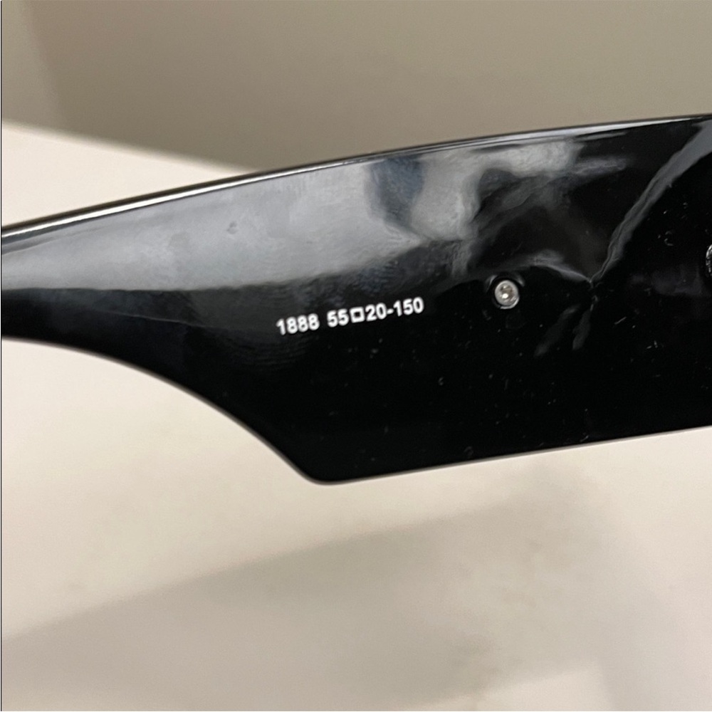 Dior Black Sunglasses with Logo Lenses - Picture 5 of 6